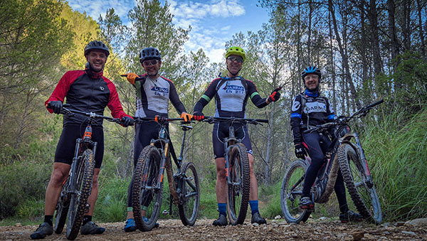Curteta de trialeres i en dissabte